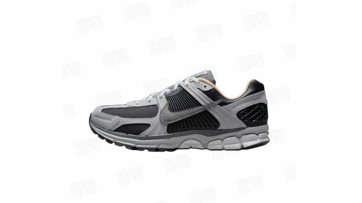 Nike Air Zoom Vomero 5 Running Shoes in Gray and Black