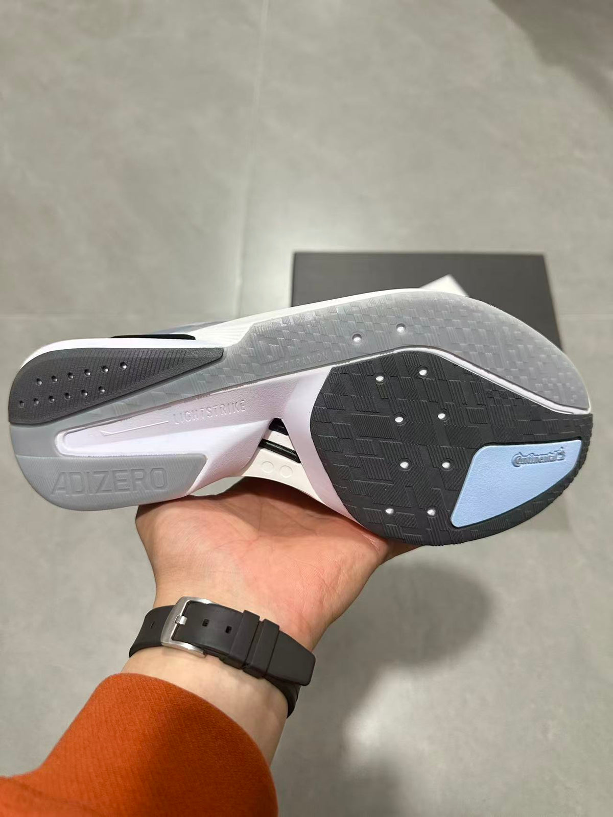 Nike ZoomX Invincible Run 4 Road Running Shoes Grey