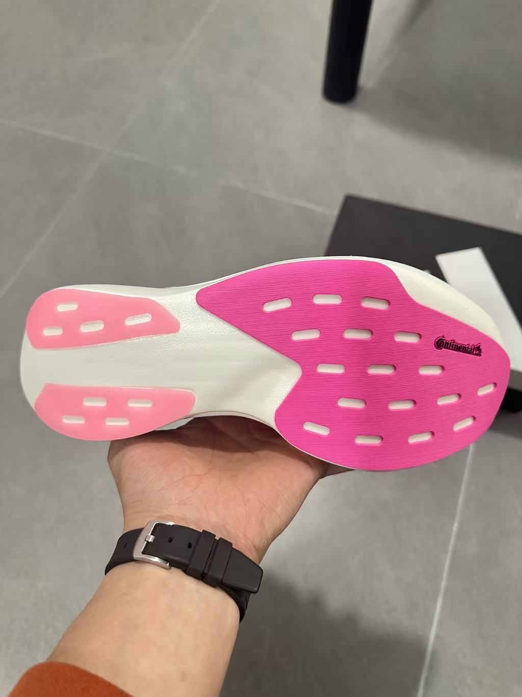 Nike Lightstrike Pro Running Shoes White Pink Orange KI4450