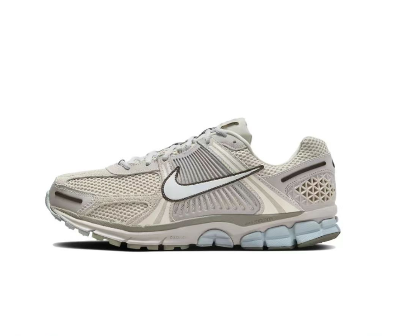 Nike Air Zoom Vomero 5 Running Shoes in White and Grey