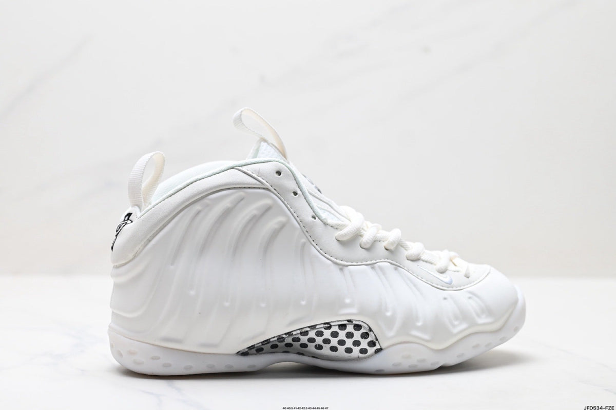 Nike Air Foamposite One Penny White High-Top Sneakers