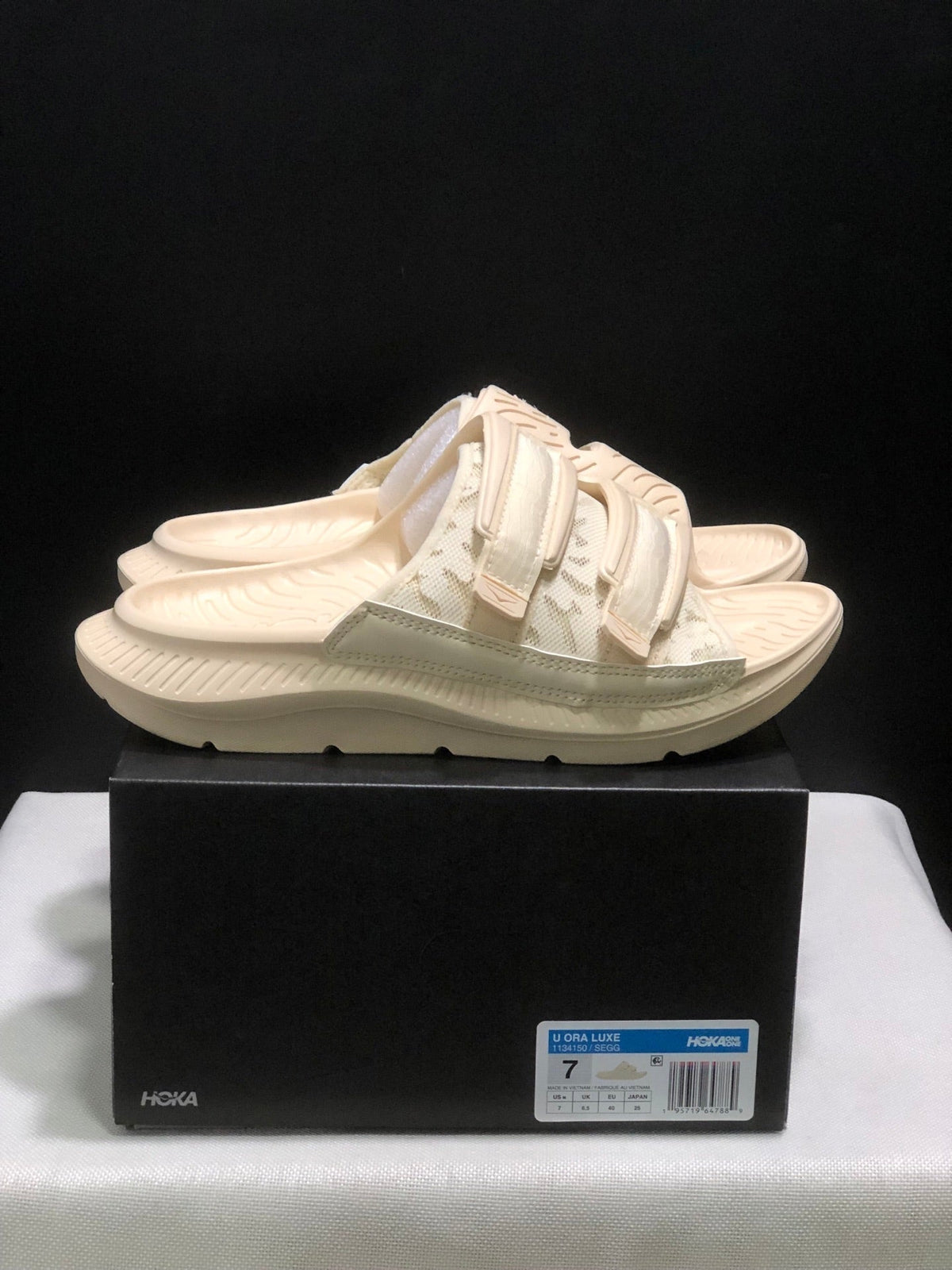 WTAPS x HOKA ONE ONE ORA Luxe