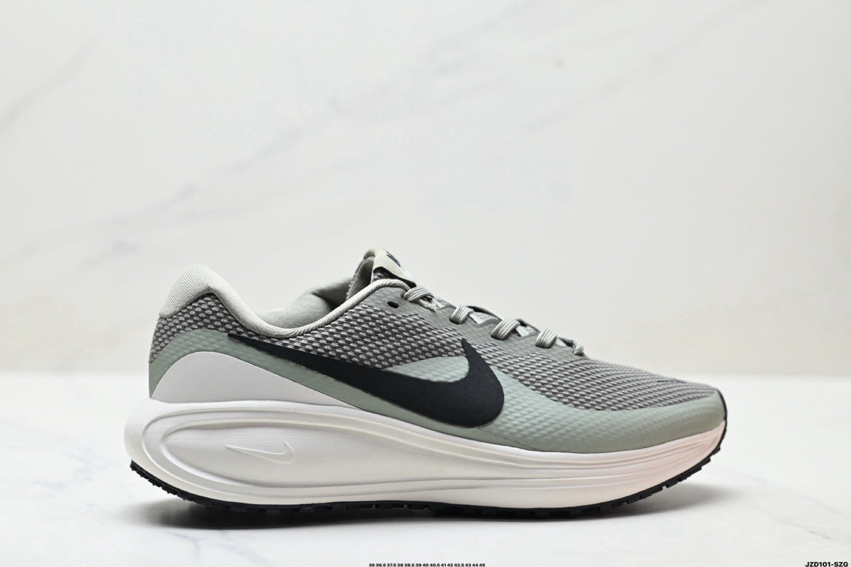 Nike Revolution 8 Running Shoes in Gray