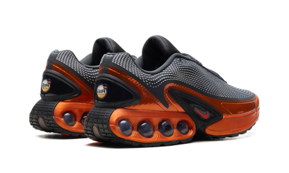 AIR MAX DN QS "Dark Smoke Grey/Metallic Dark Grey/Salsa Red" HJ6695 001