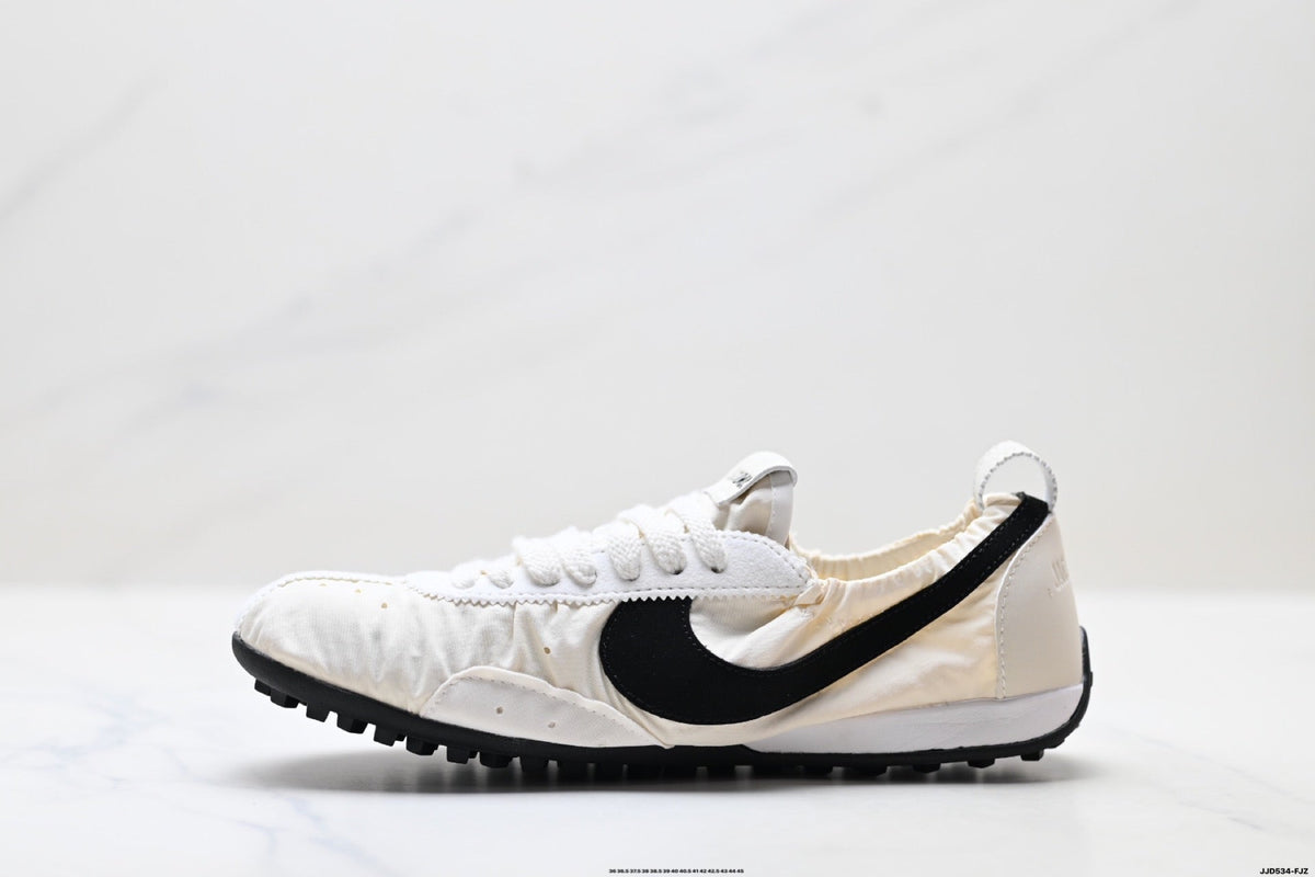 Jacquemus x Nike Jacumoon Low-Top Sneakers, White and Black