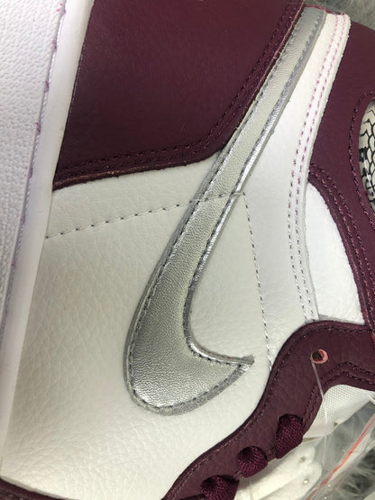 Nike Air Jordan 1 Retro High OG Bordeaux Sneakers 555088-611