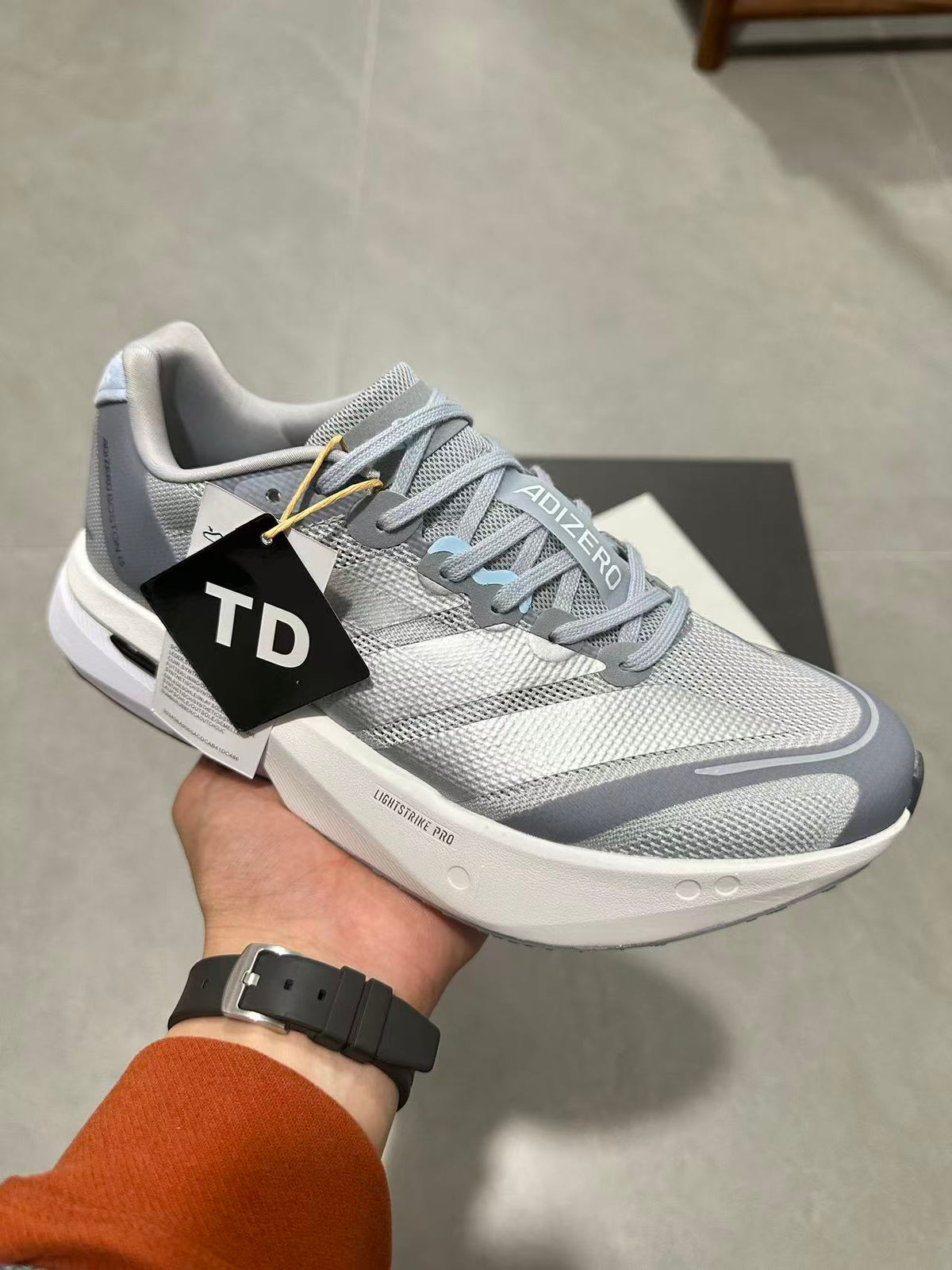 Nike ZoomX Invincible Run 4 Road Running Shoes Grey
