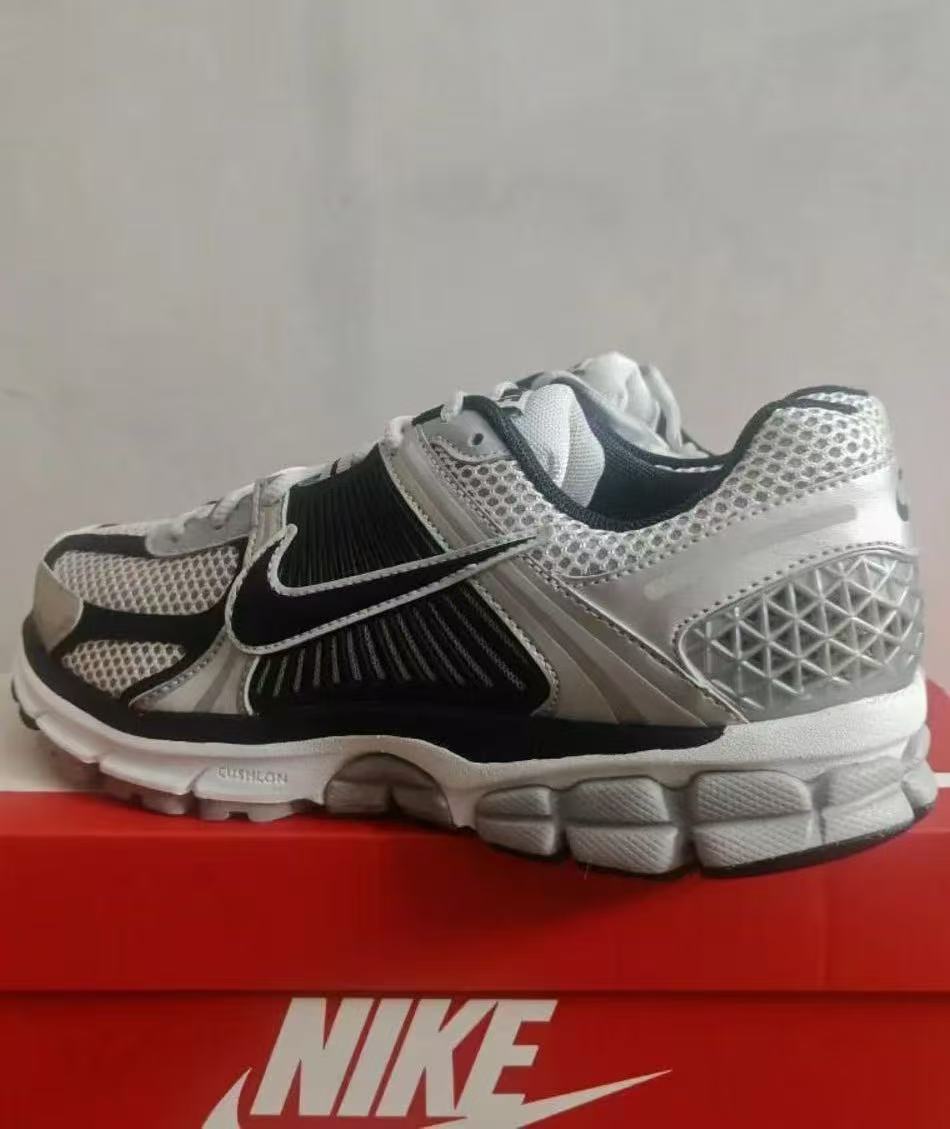 Nike Air Max 96 Sneakers Silver Gray and Black