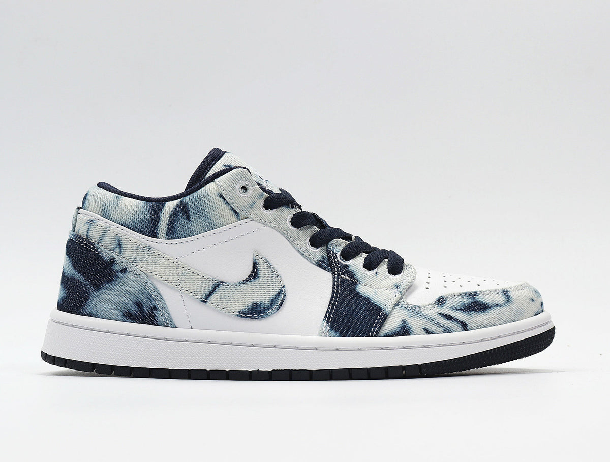 Nike Dunk Low Washed Denim Sneakers Blue CZ8455-100