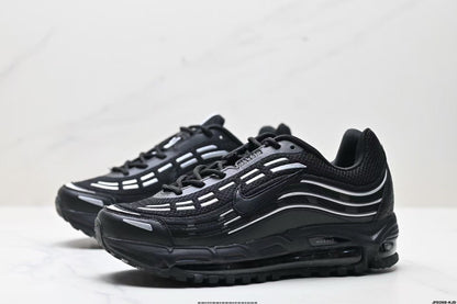 Nike Air Max Plus Black Silver Sneakers