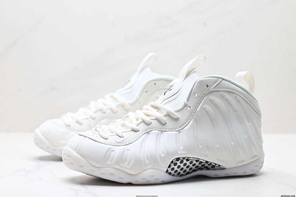 Nike Air Foamposite One Penny White High-Top Sneakers