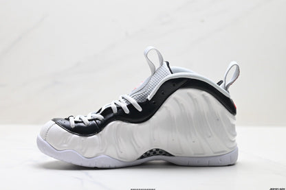 Nike Air More Uptempo White and Black Basketball Sneakers