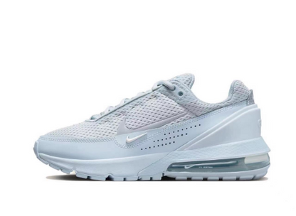 Nike Air Max 720 Light Blue Sneakers