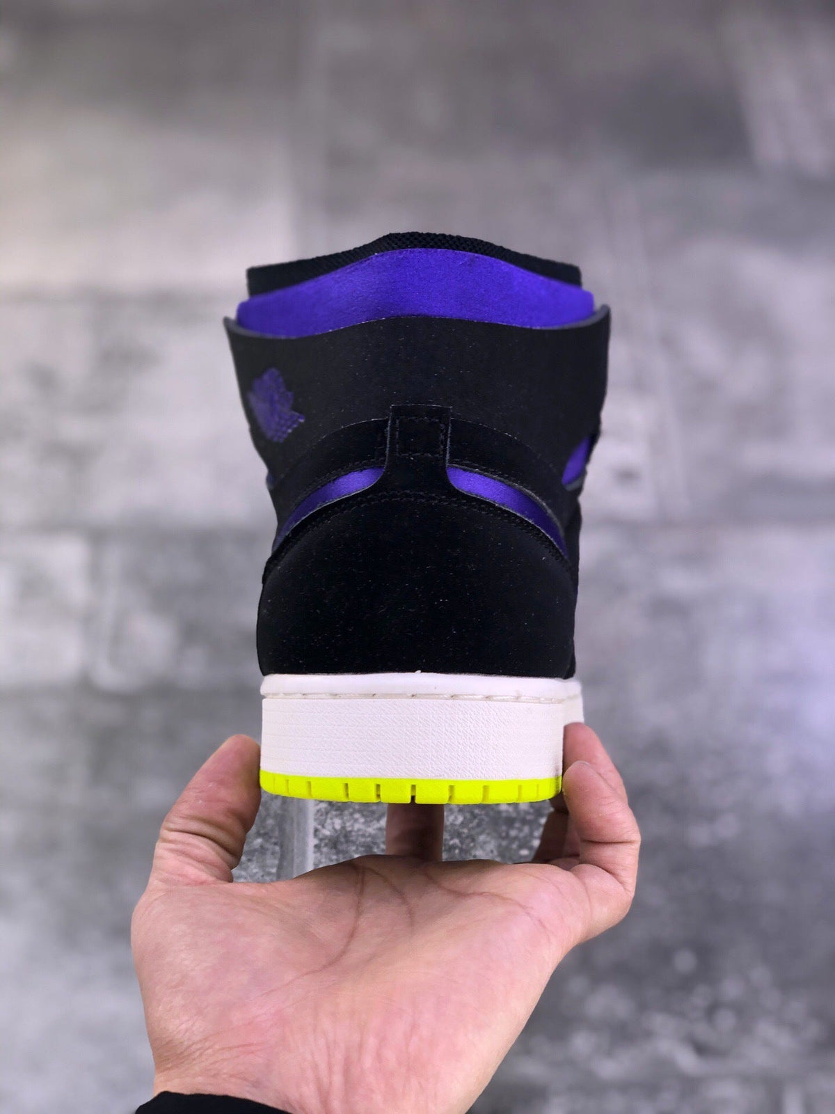 Nike Air Jordan 1 Zoom Air CMFT Lemon Venom Plum Purple