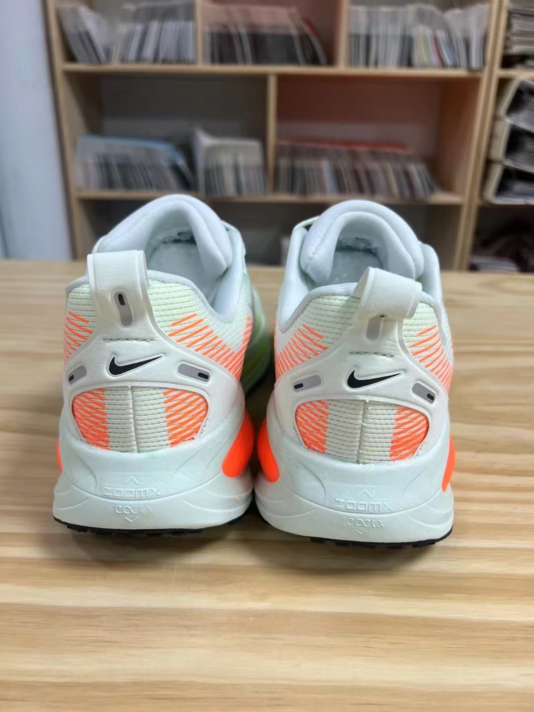 Nike Vomero 18 Running Shoes – Light Blue and Volt