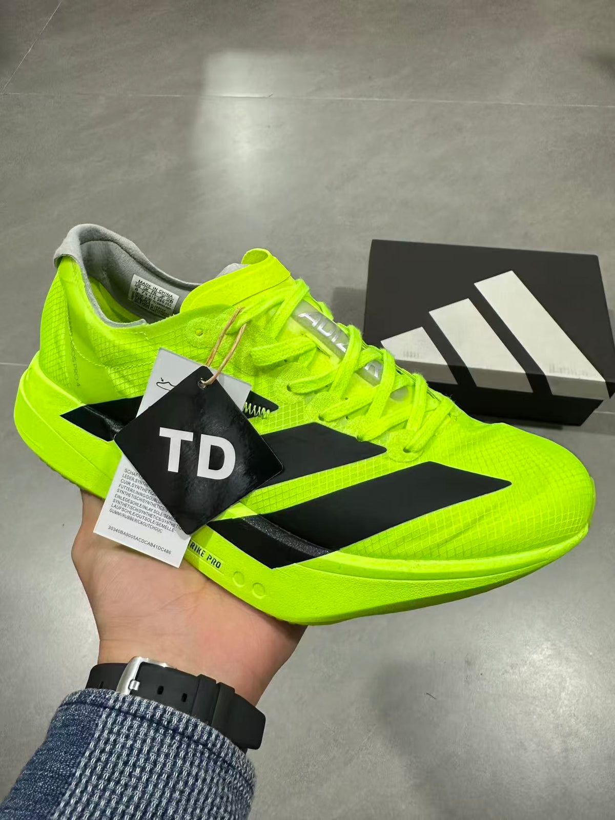 Nike Lightstrike Pro Running Shoes in Volt Green