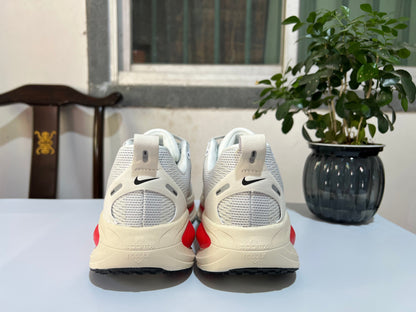 Nike Vomero 18 Running Shoes White and Red