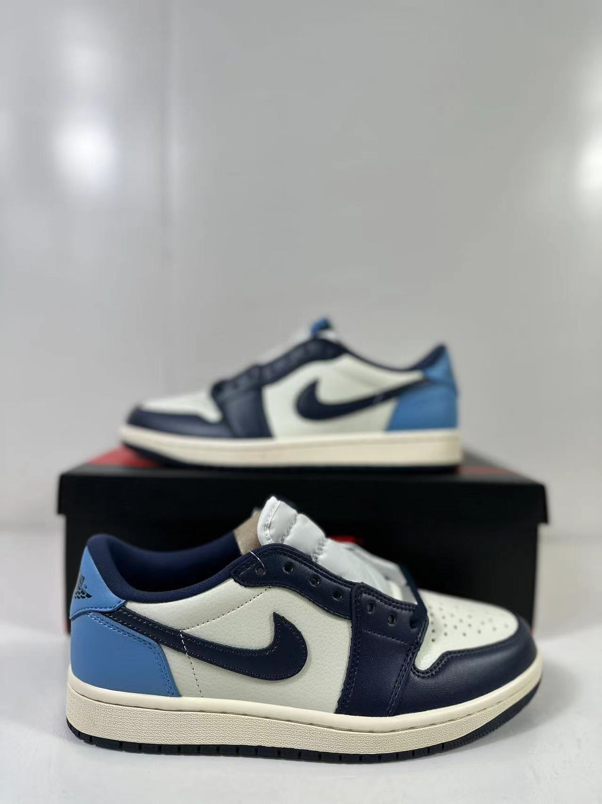 Nike Air Jordan 1 Low OG Obsidian University Blue CZ0790-400