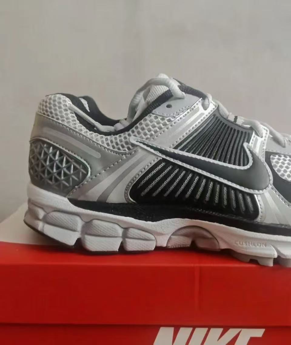 Nike Air Max 96 Sneakers Silver Gray and Black