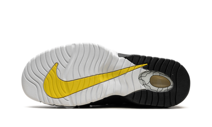 Air Max Penny "Lester Middle School" FN6884 100