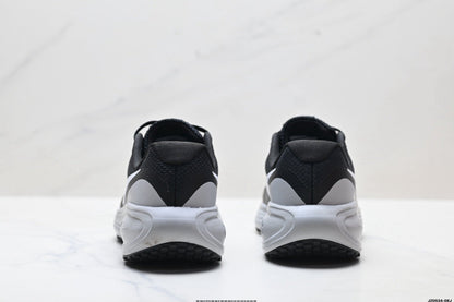 Nike Revolution 8 Black Running Shoes