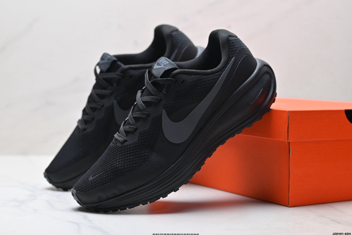 Nike Revolution 8 Black Running Shoes