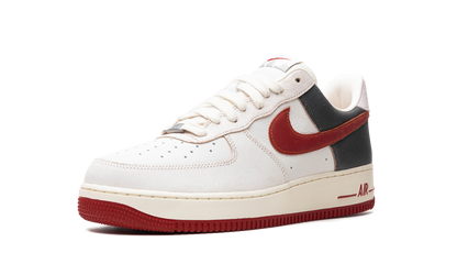 Air Force 1 Low "Chicago" FQ8743 121