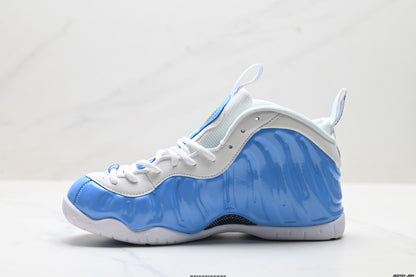 Nike Air Foamposite One Hardaway Blue and White Sneakers