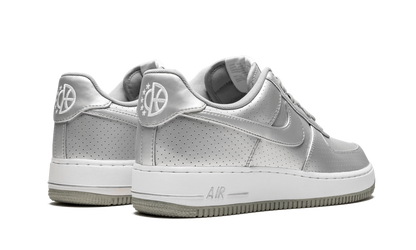 Air Force 1 '07 LV8 "SILVER" 718152 013