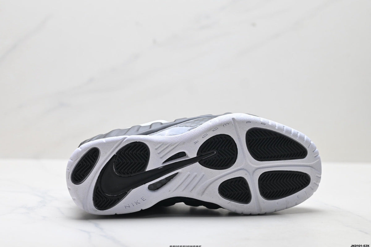 Nike Air Foamposite One Penny Hardaway Black White Sneakers