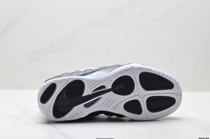 Nike Air Foamposite One Penny Hardaway Black White Sneakers