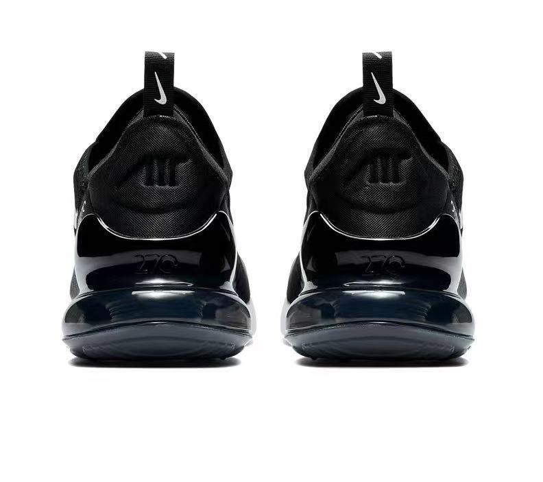 Nike Air Zoom Sneaker Black and White