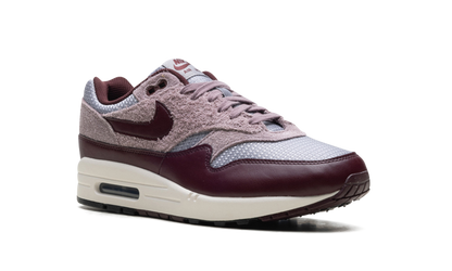 Air Max 1 ESS PRM "CEMENT GREY/BURGUNDY CRUSH" FQ7327 001