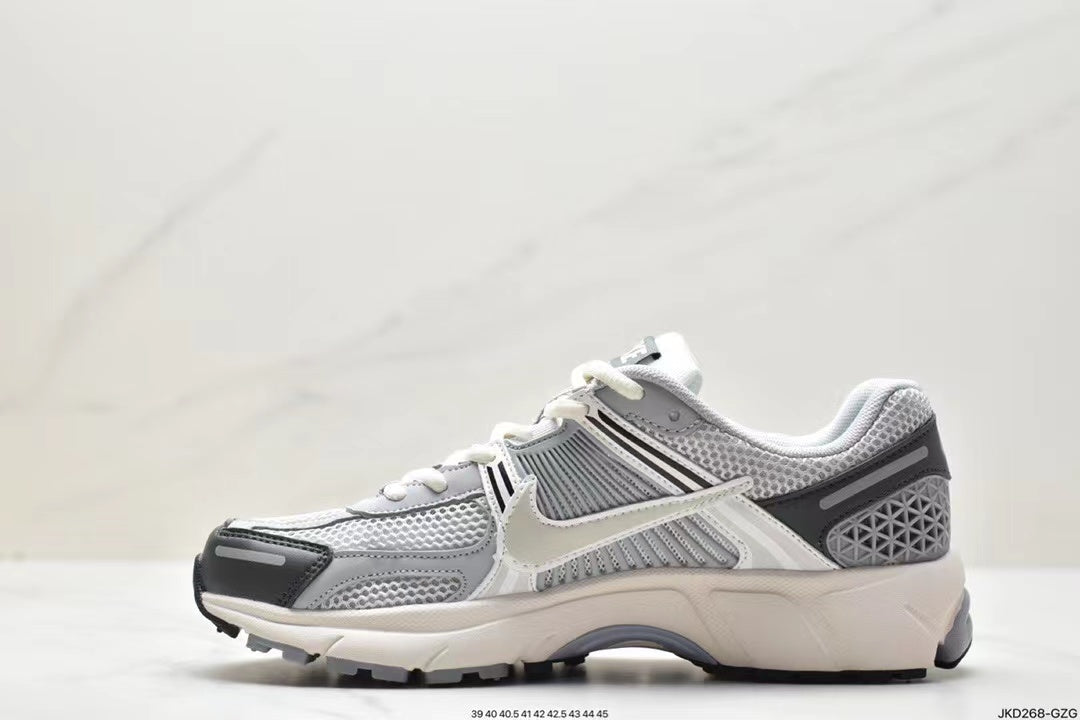 Nike Vomero 5 Sneakers White Grey JD268-GZ