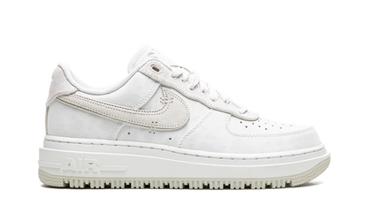 Air Force 1 Luxe "Summit White" DD9605 100