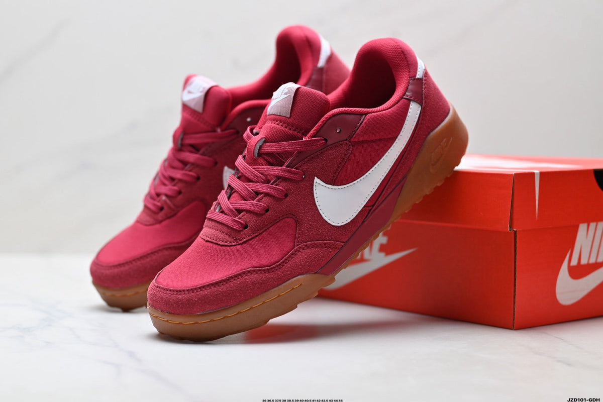 Nike Terra Manta Sneakers in Pink and Brown