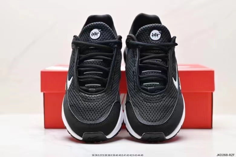 Nike Air Max 270 Black and White Sneakers JKD268-RZF