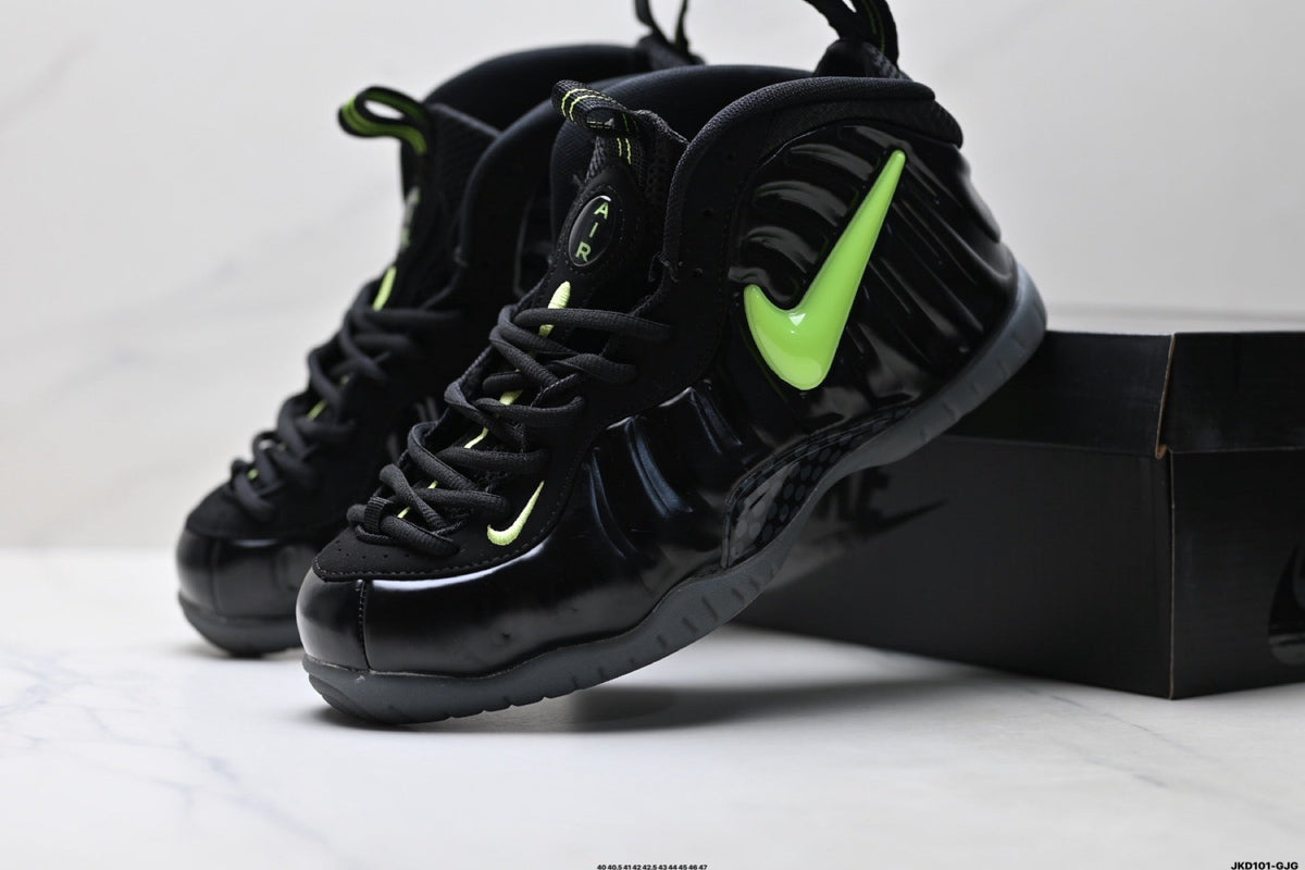 Nike Air Foamposite One Penny Hardaway Black Volt Sneakers
