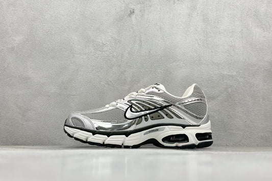 Nike Air Max Moto 2K Low-Top Running Shoes