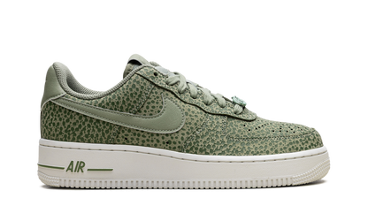 AIR FORCE 1 '07 WMNS "Green" FV6519-200