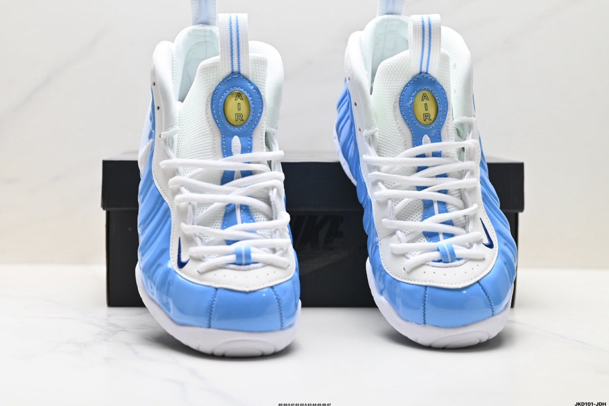 Nike Air Foamposite One Hardaway Blue and White Sneakers