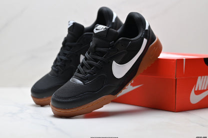 Nike Terra Manta Black and White Sneakers