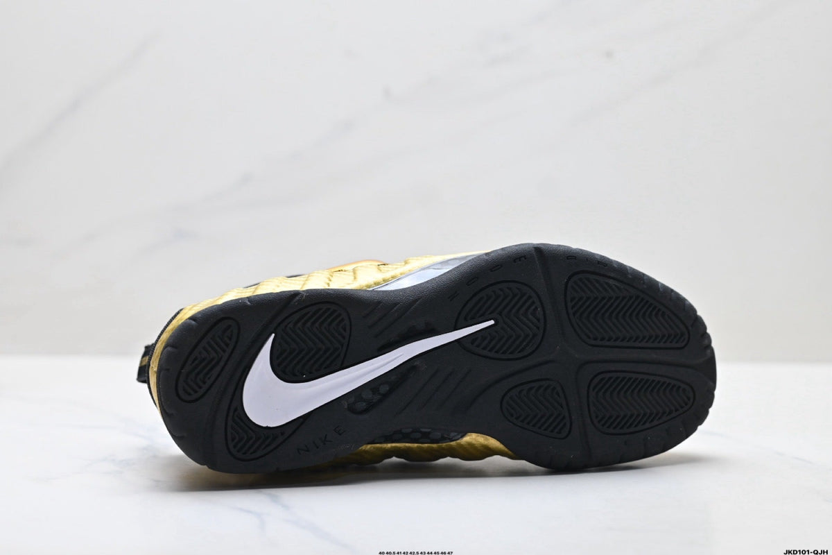 Nike Air Foamposite One Penny Hardaway Black Gold Sneakers