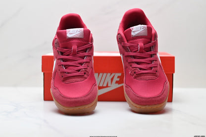 Nike Terra Manta Sneakers in Pink and Brown