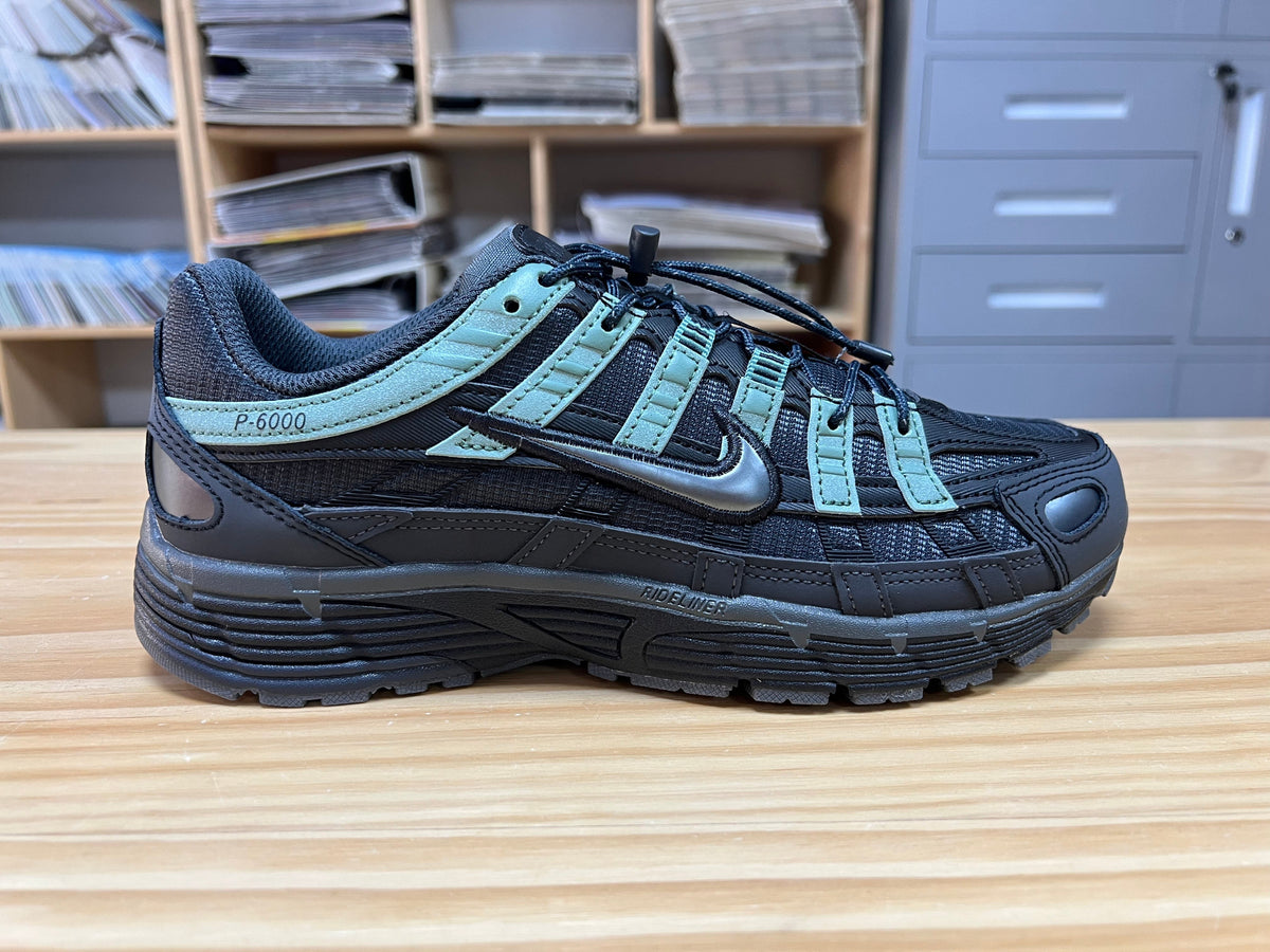Nike P-6000 Sneakers in Navy and Light Blue IM5997-060