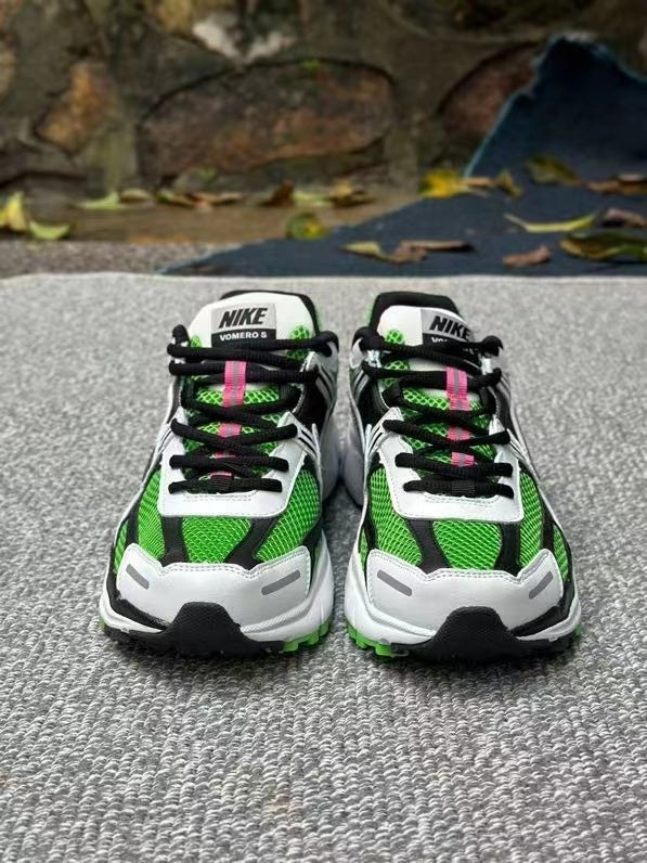 Nike Vomero 5 Sneakers Black Green White