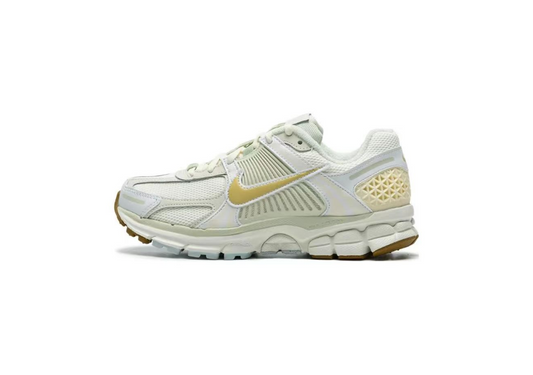 Nike Air Zoom Vomero 5 Running Shoes, White