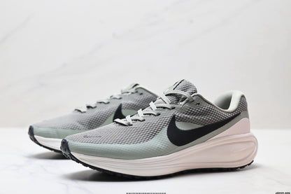 Nike Revolution 8 Running Shoes in Gray