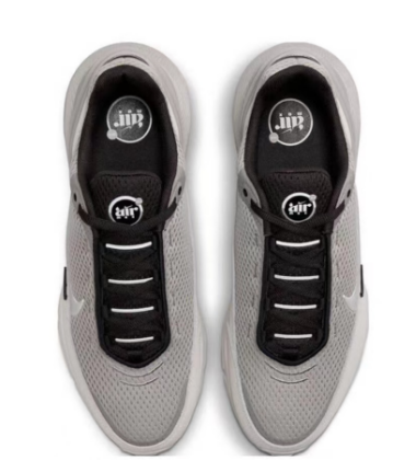 Nike Air Max 270 Grey and Black Sneakers
