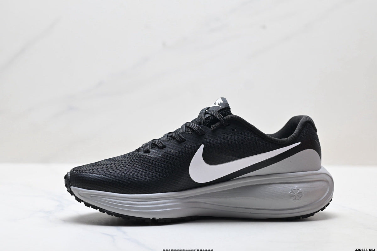 Nike Revolution 8 Black Running Shoes